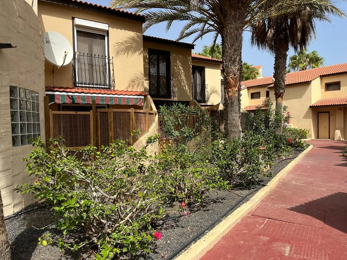 Holiday home Surf & Chill Bungalow 69, Quiet Green Oasis With Community Swimmingpool Parque Holandes Spain