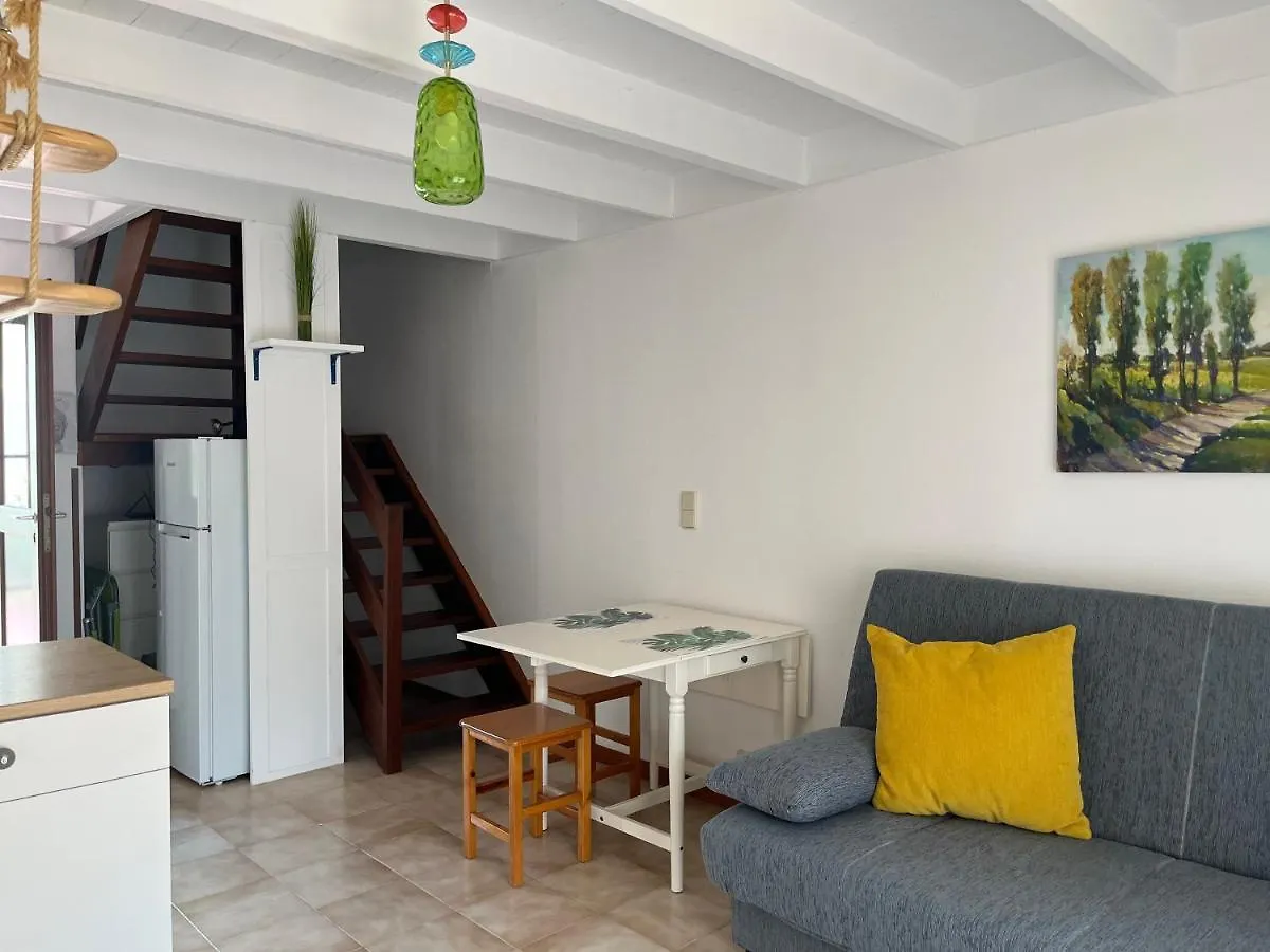 Surf & Chill Bungalow 69, Quiet Green Oasis With Community Swimmingpool Parque Holandes