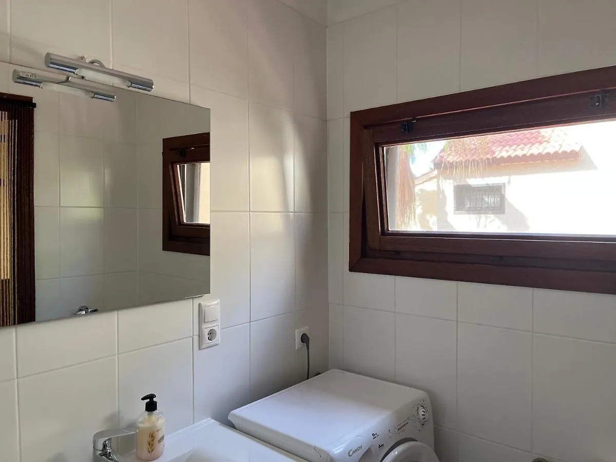 Surf & Chill Bungalow 69, Quiet Green Oasis With Community Swimmingpool Parque Holandes Spain