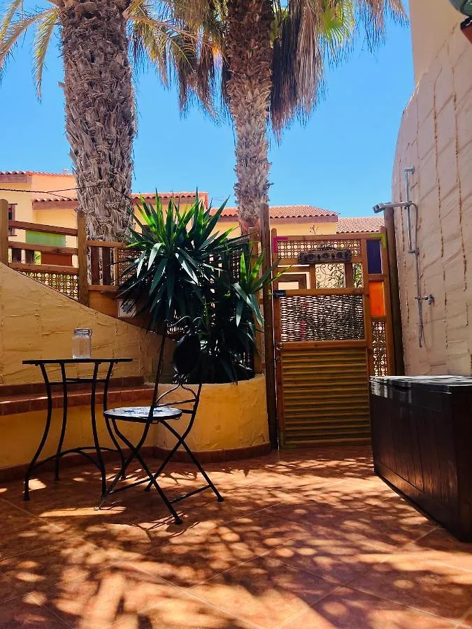 Surf & Chill Bungalow 69, Quiet Green Oasis With Community Swimmingpool Parque Holandes Holiday home